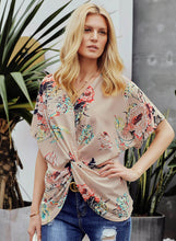 Load image into Gallery viewer, Floral Loose Twist Blouse